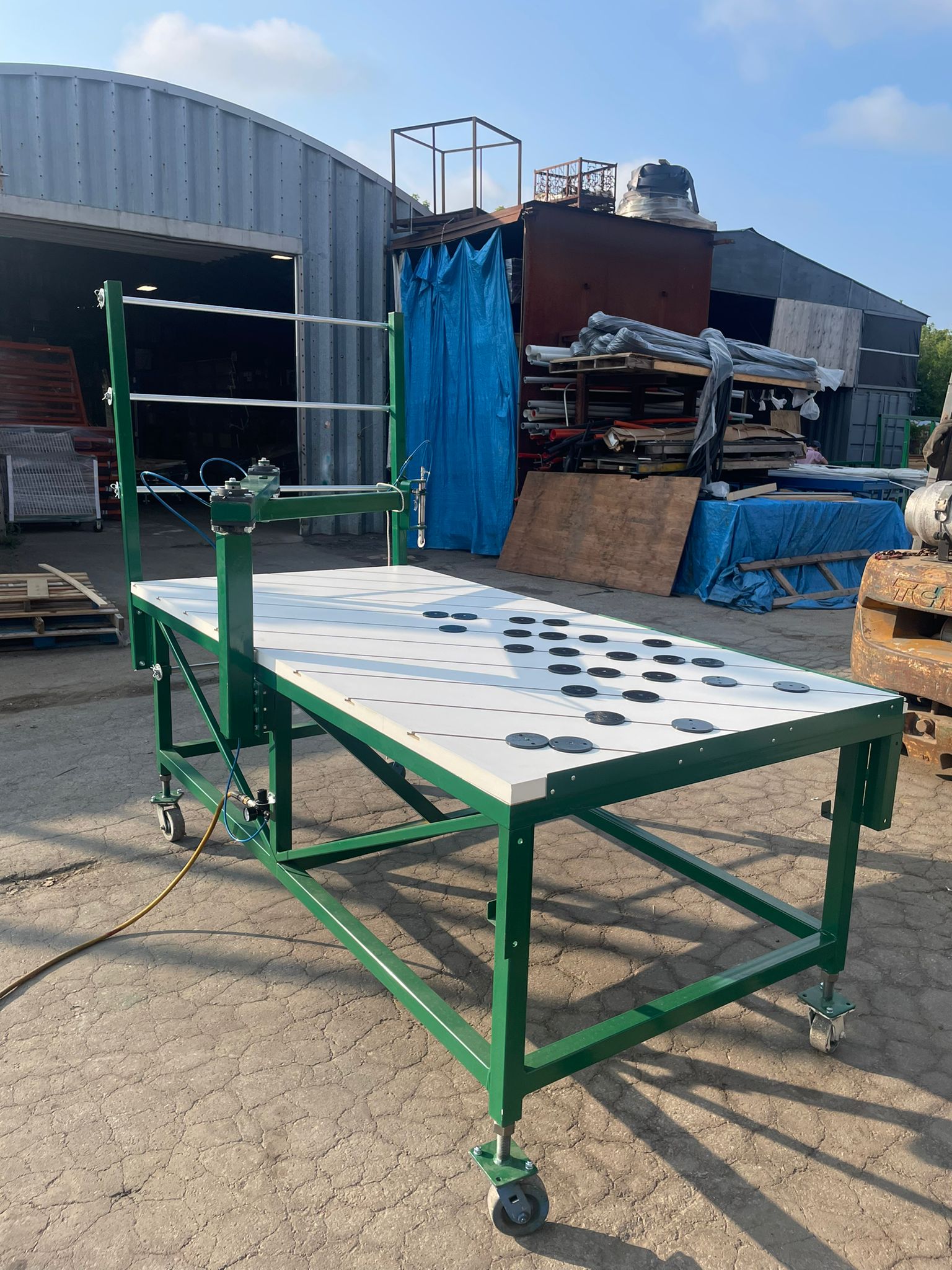 K-38 Screen Table - Photo